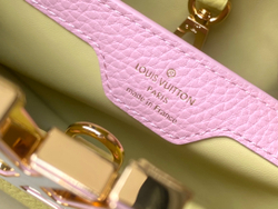 Louis Vuitton Capucines BB