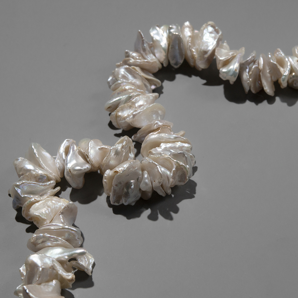 Жемчуг культивированный в форме лепестков "Кеши", белый, 8-17мм