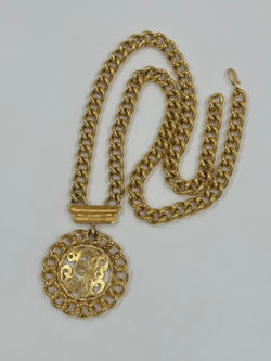 Крупный кулон на длинной цепи Monet