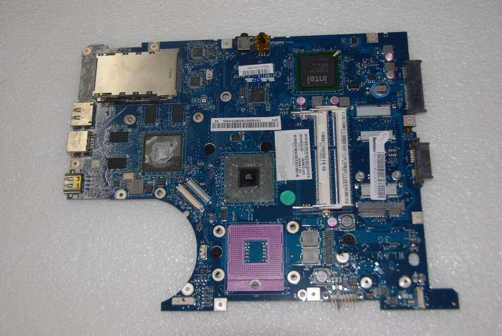 Материнская плата с видео и Bluetooth для ноутбука Lenovo (11011452), оригинал