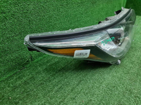 Битая Фара правая Toyota Highlander 3 U50 16-19 галоген
