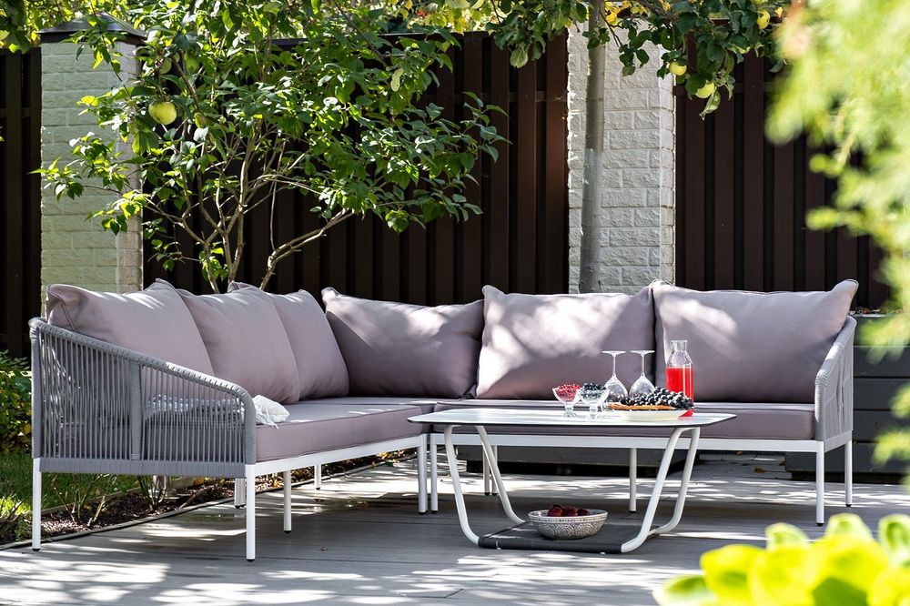 "Канны" диван модульный плетеный из роупа, каркас алюминий белый, роуп светло-серый круглый, ткань светло-серая