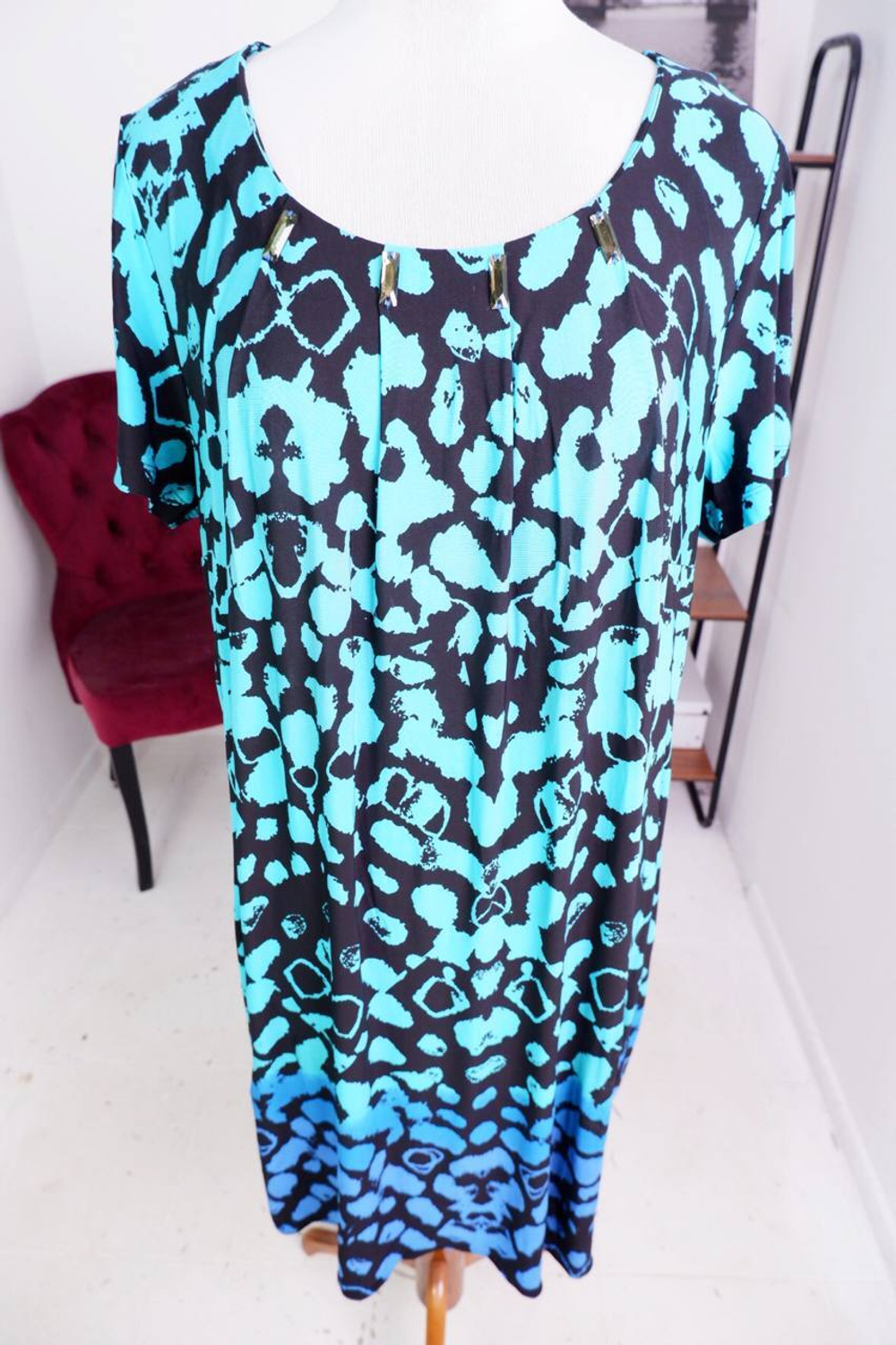 Платье Helmidge пестрое, визуально на 50 размер