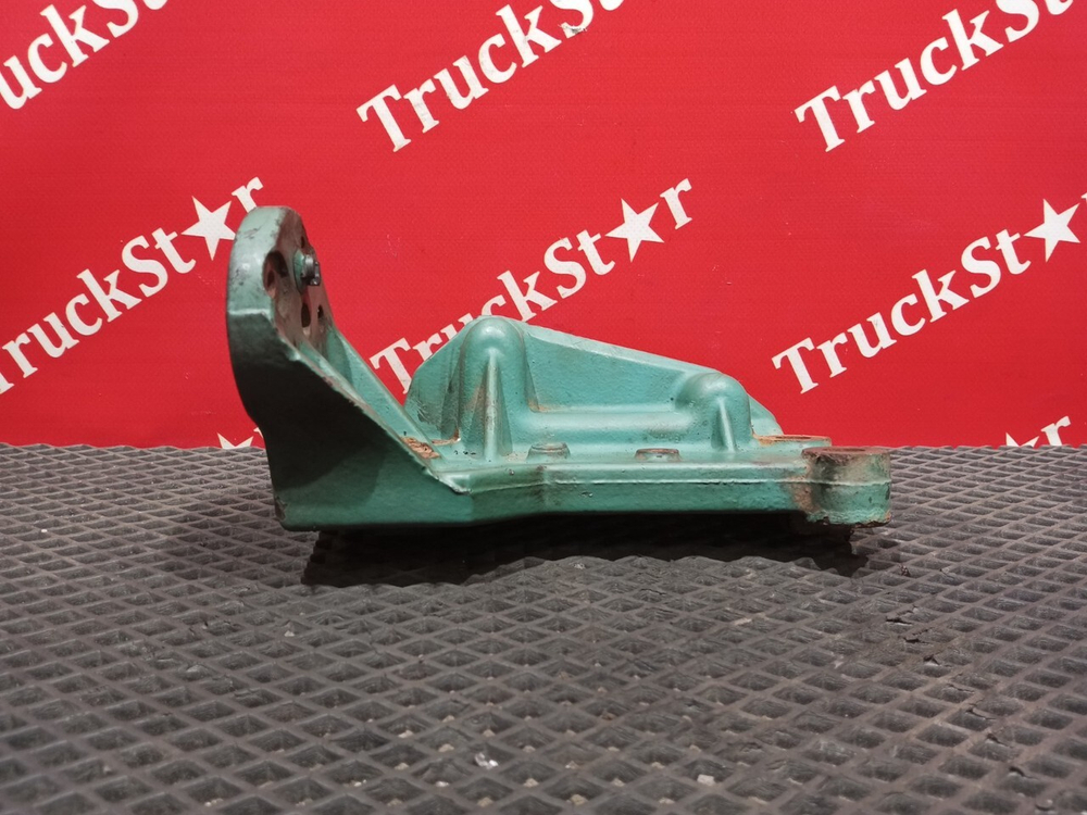 Кронштейн ролика натяжителя