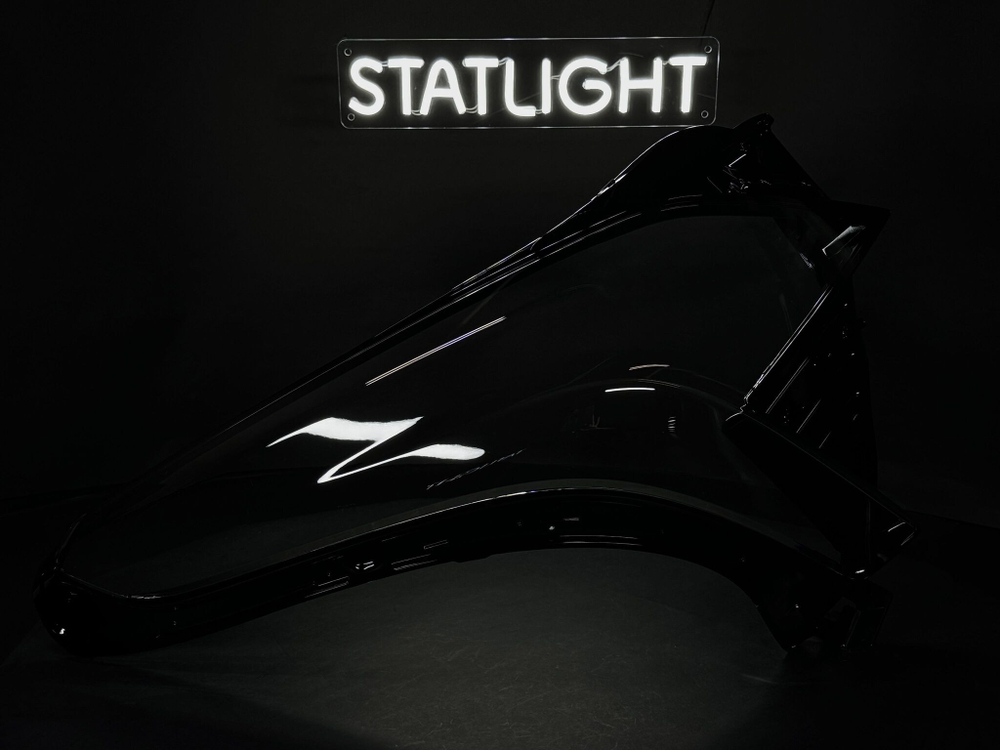 Правое стекло фары Cadillac XT5 2016-2021