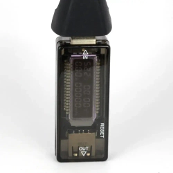 USB тестер / измеритель напряжения, силы тока и ёмкости аккумулятора