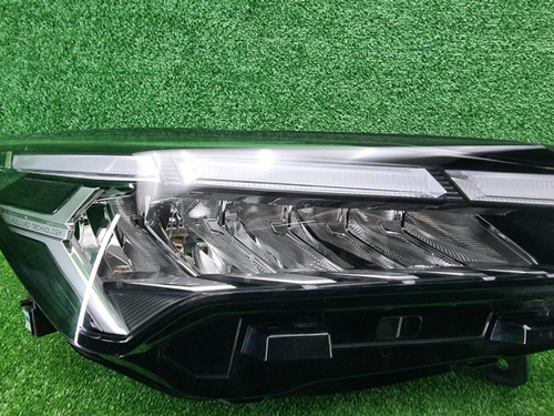 Фара правая Geely Coolray (2023-н.в.) LED