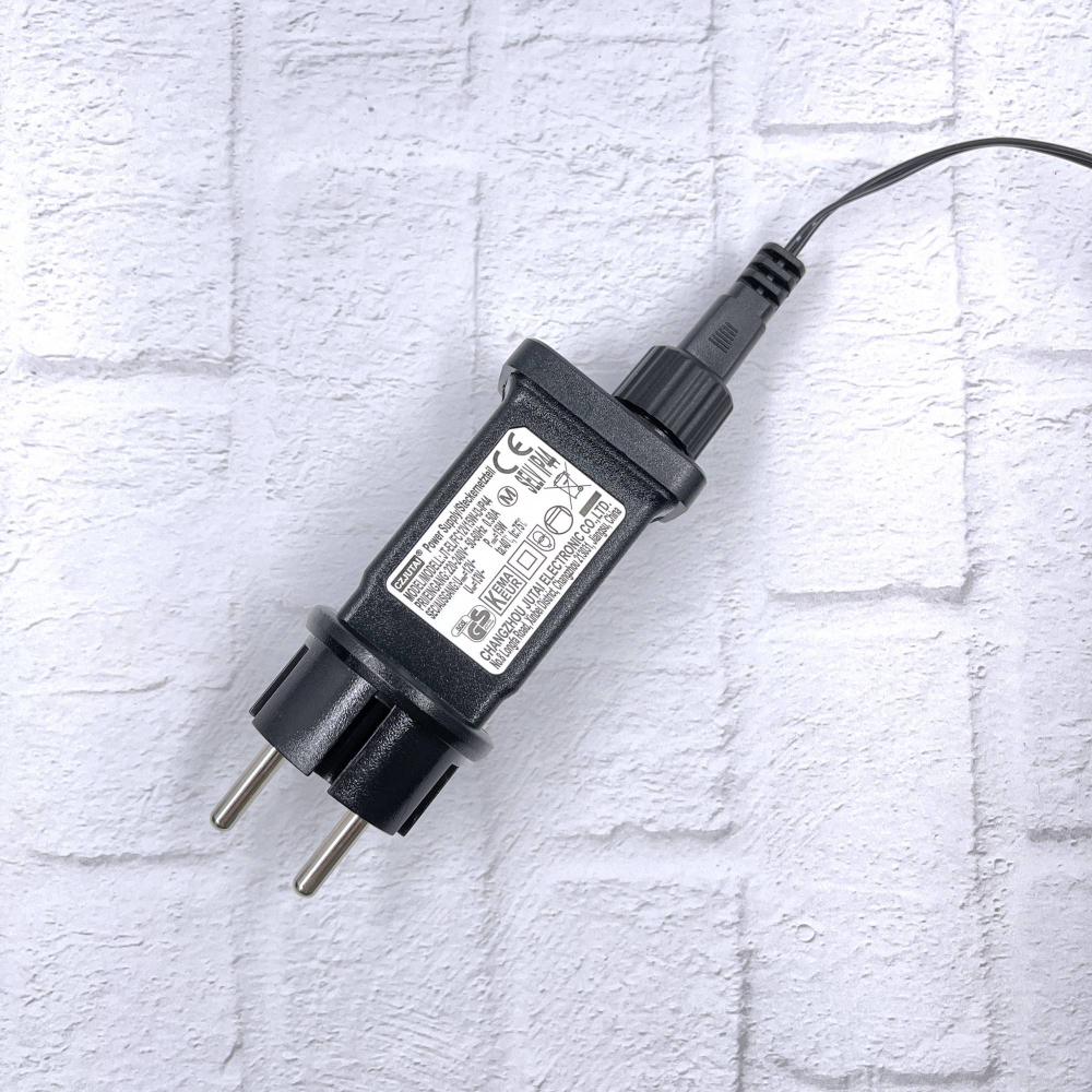 Светодиодная нить кластер 960 теплых белых ламп, 6 м., 8 режимов, зеленый провод, Christmas DeLuxe (87448)