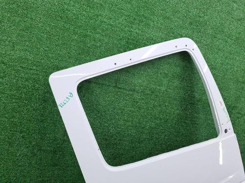 Дверь передняя правая Mercedes ATEGO (2013-н.в.)