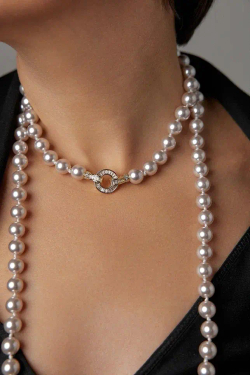 Нить 160 см бледно-сиреневого жемчуга Swarovski диаметром 1 см с золотой застежкой из цирконов