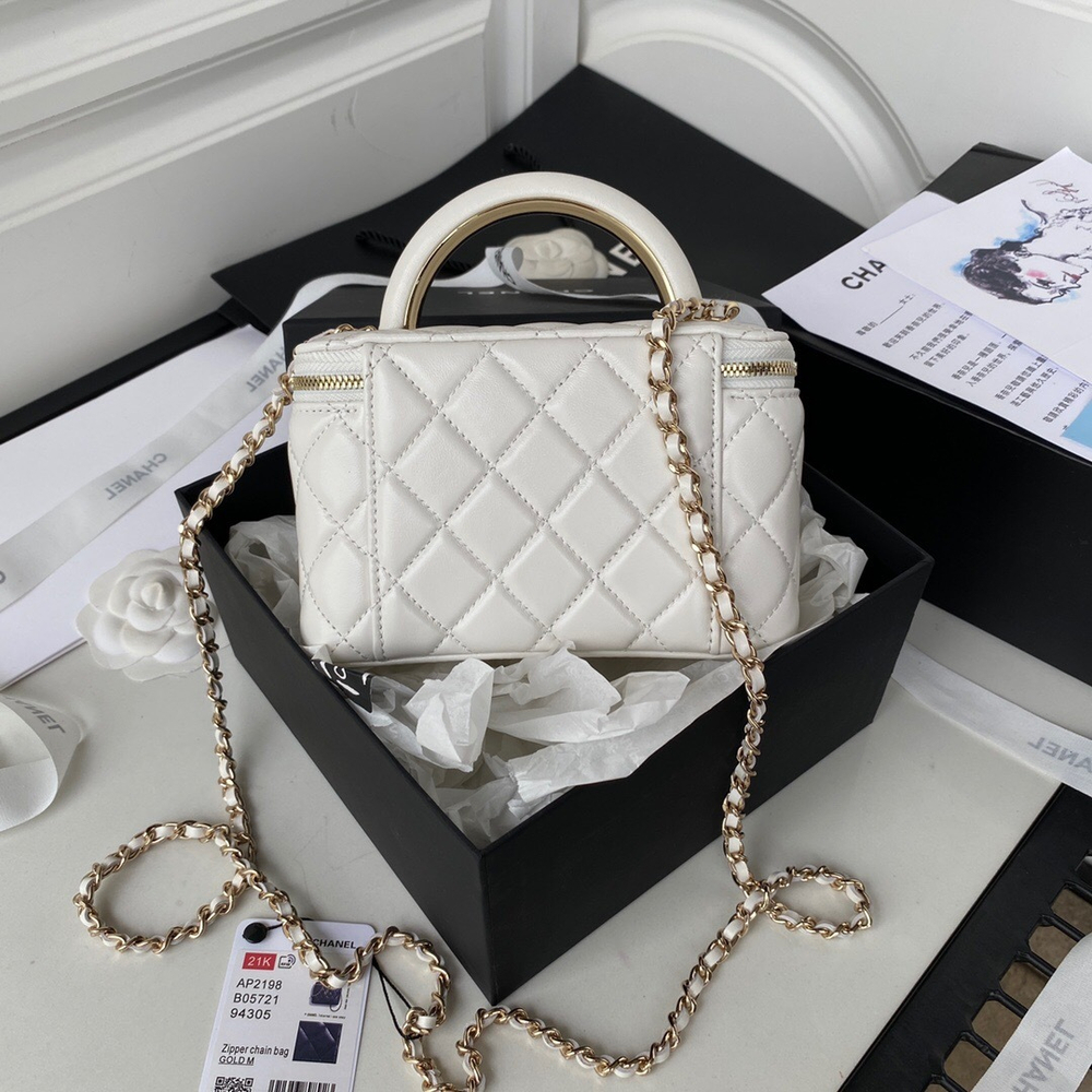 Chane1 Vanity With Chain 17 cm
