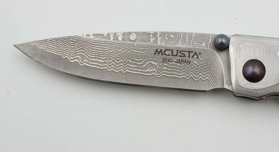 Складной нож Mcusta Damascus Tsuchi MC-0034D c клинком из стали VG-10 San Mai (Laminated Stainlesss Damascus) рукоять Damascus
