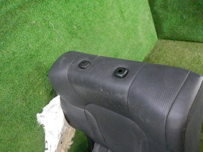 Сиденье заднее правое Lexus LX 3 (2015-2023)