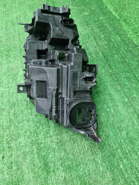Корпус фары правый BMW 8er G14 G15 G16 (2018-2022)