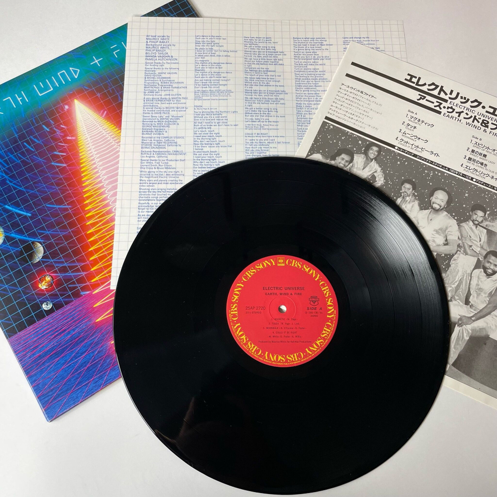 Винтажная виниловая пластинка LP Earth, Wind and Fire, Electric Universe (Japan 1983) (No Obi)