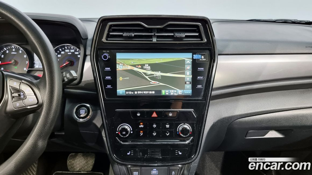KG Mobility (Ssangyong) Very New Tivoli Бензин 1.5 2WD (10.2019)