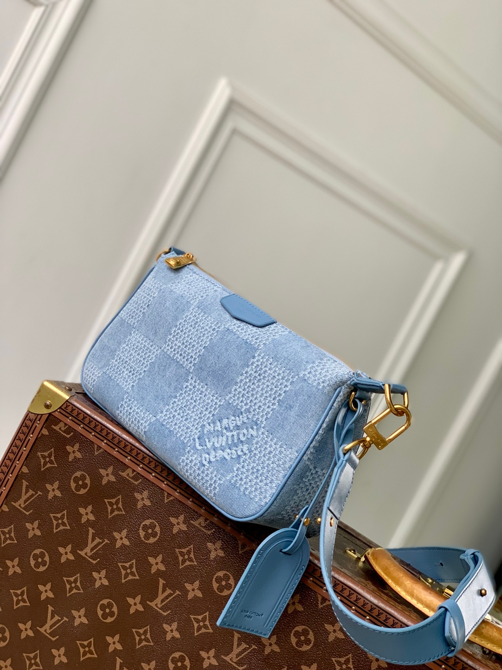 Louis Vuitton Pochette Accessoire XL