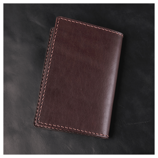 Кожаная обложка на паспорт «Кот гангстер»