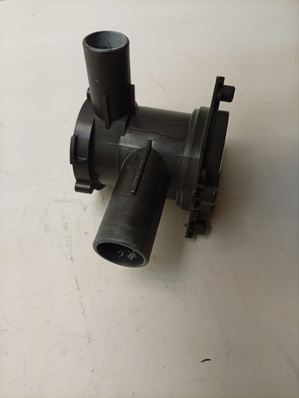 WFXI2840EU кт22 Улитка сливного насоса для стиральных машин Bosch Siemens 145894 б/у