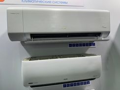 Настенная сплит-система AUX ASW-H09A4/QF-R2DI + AS-H09A4/QF-R2DI, белый