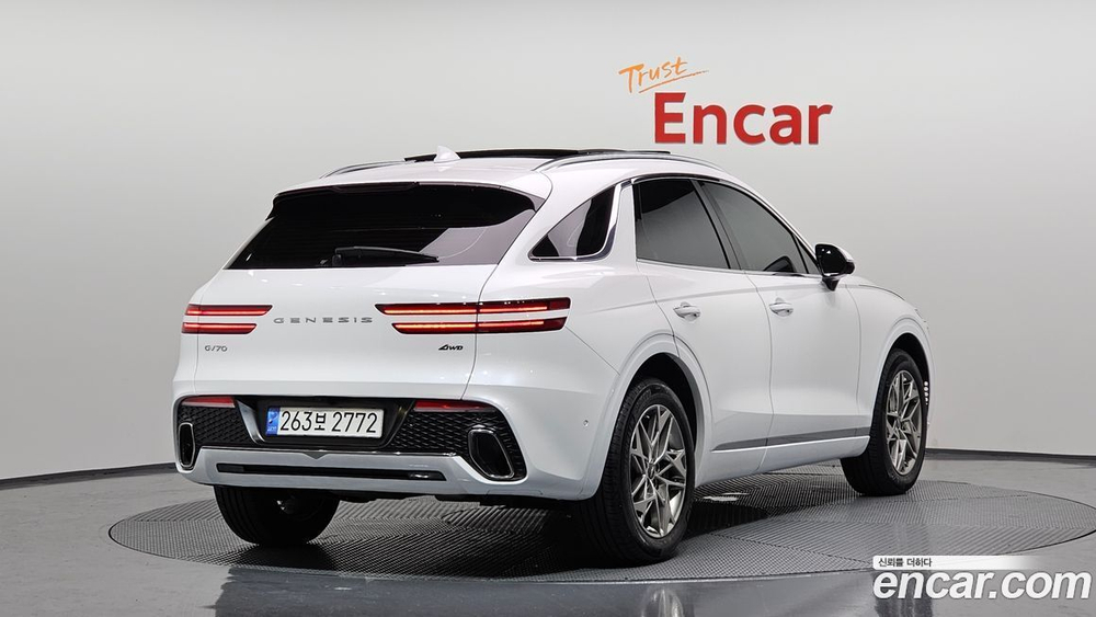 Genesis GV70 2.5T Бензин AWD (11.2022)