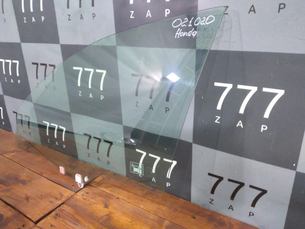 Стекло двери передней левой Honda Accord 7 (CL) 02-08 Б/У Оригинал 73350SEAE10