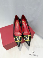 Valentino Vlogo Pump 8 cm