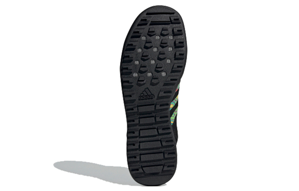Кроссовки Adidas Trae Young 2.0