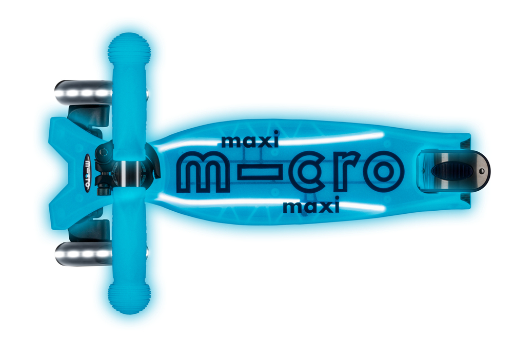 Самокат Maxi Micro Deluxe Glow Plus (светящийся) LED синий кристалл