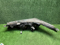 Фара правая Toyota Corolla E160 (12-16) галоген