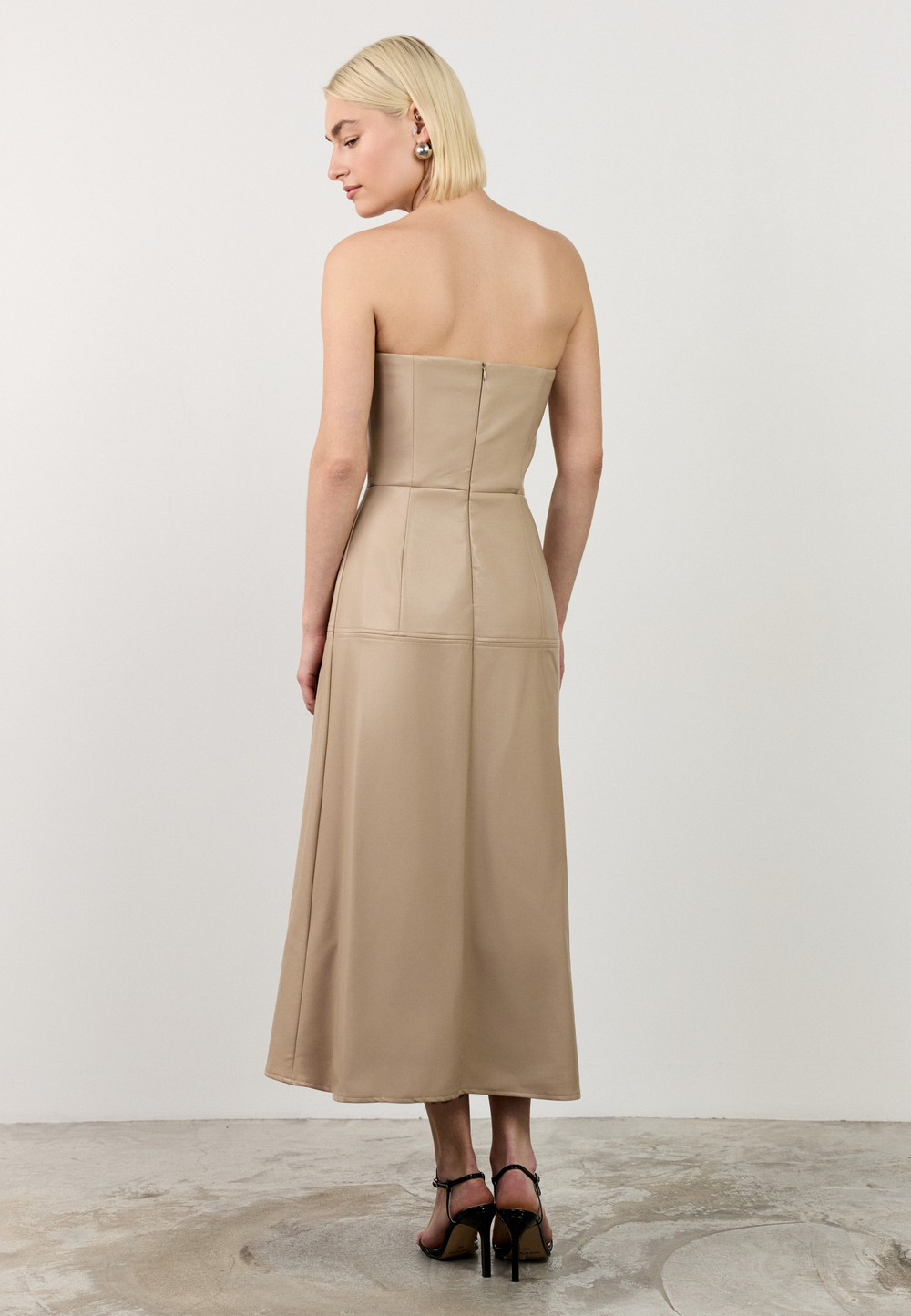 Платье-корсет миди из эко-кожи