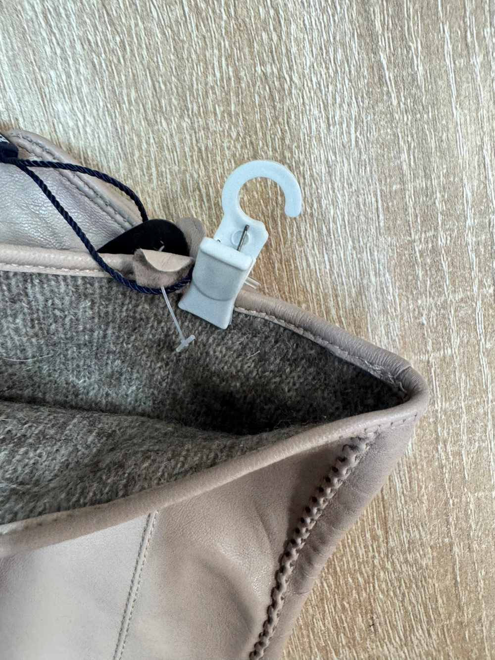 Перчатки. Женские. Материал верха: Кожаные люкс качества. Подклад: Шерсть-трикотаж. 5 шт в упаковке.