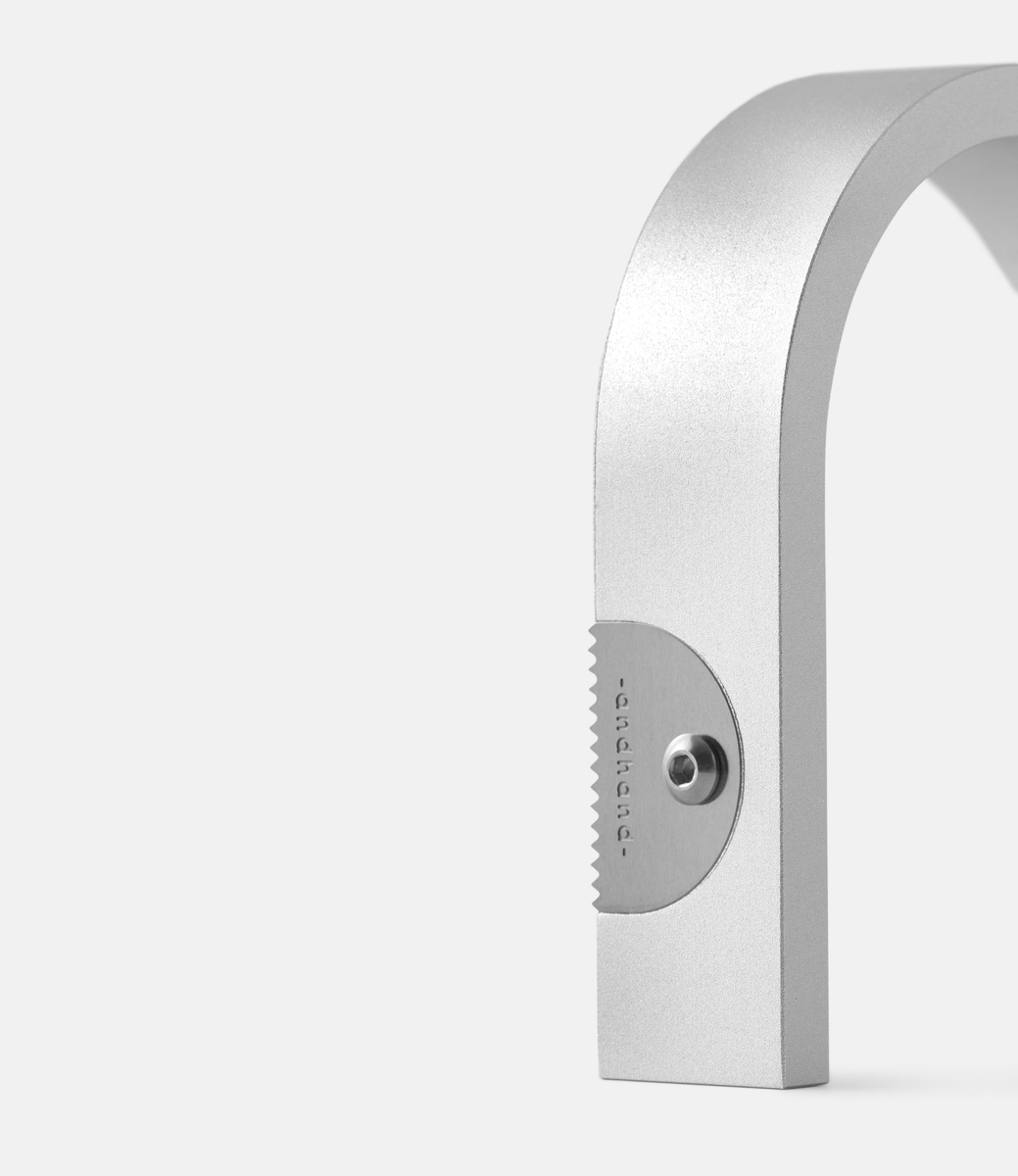 Andhand Hoop tape dispenser Silver Lustre — держатель для скотча из аллюминия