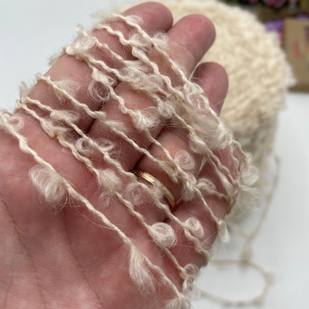 FILATI RICCIO 22% мохер 38% меринос 40% полиамид