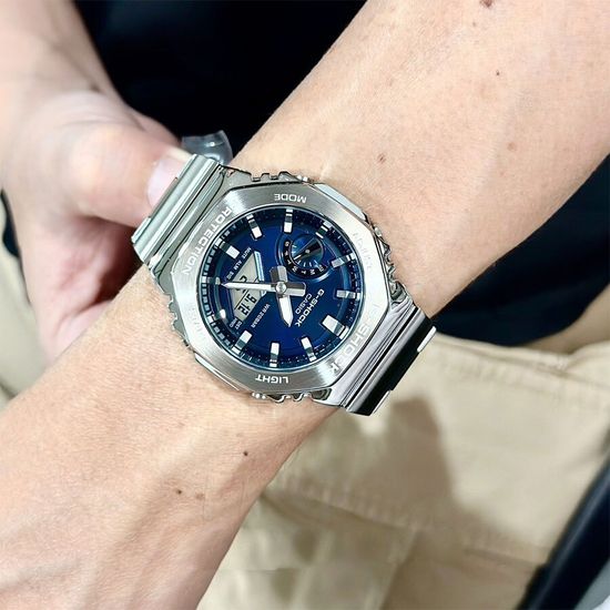 Наручные часы Casio GM-2110D-2B