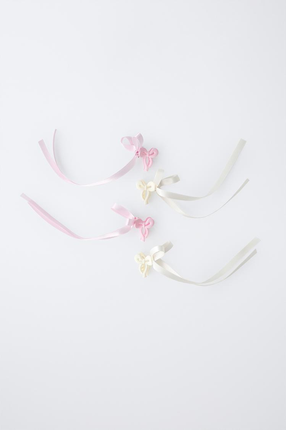 ZARA НАБОР ИЗ ЧЕТЫРЕХ ЗАКОЛОК ДЛЯ ВОЛОС С БАНТАМИ, ЭКРЮ