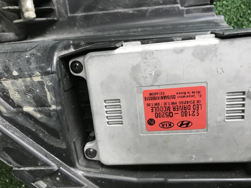 Фара правая Kia Seltos (2019-2022) LED