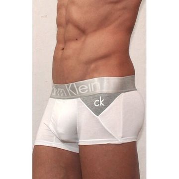 Мужские трусы боксеры белые Calvin Klein Steel White Grey