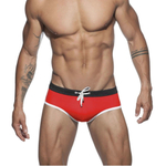 Красные мужские плавки-брифы с контрастной отделкой (Размер: L) (Цвет: красный)