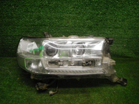 Фара правая Toyota Land Cruiser 200 (2015-2021) LED