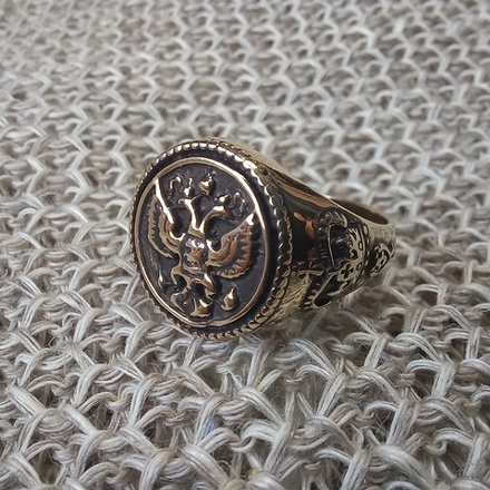 Кольцо. Герб России