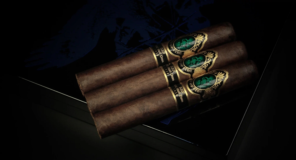 God of Fire KKP Never Back Down Gran Toro 56 in Black