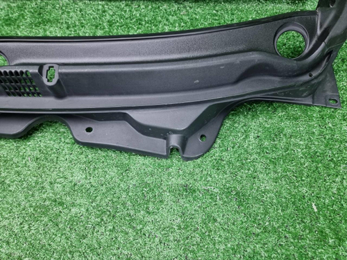 Жабо Changan Alsvin (2018-н.в.)