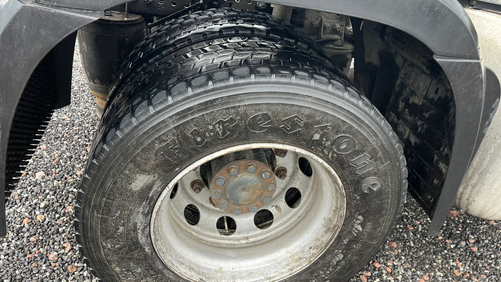 Mercedes-Benz ACTROS 4x2 Седельный тягач 1842 LS (Дизельный, 12,9 л, 422 л.с., АТ)