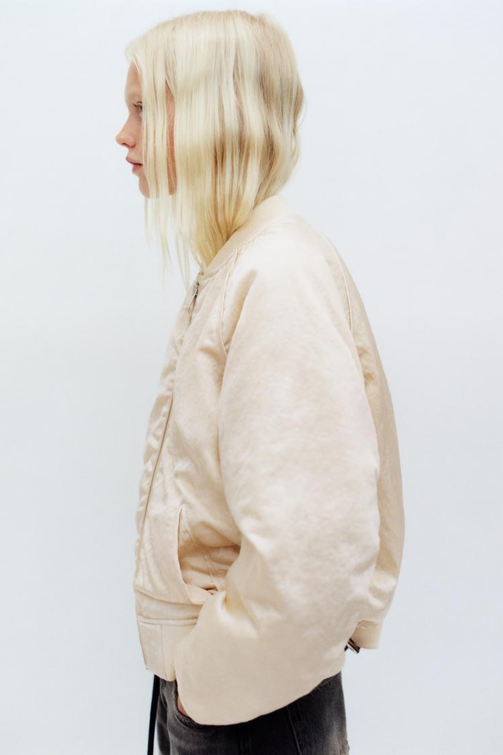 ZARA КУРТКА-БОМБЕР С САТИНИРОВАННЫМ ЭФФЕКТОМ, СВЕТЛЫЙ ЭКРЮ