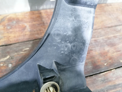 Накладка замка багажника Toyota Land Cruiser 200 Б/У Оригинал 6444960011