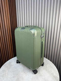 Чемодан Rimowa Distinct cabin