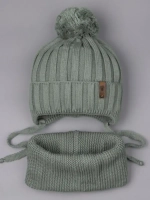 Шапка для мальчика со снудом осенняя