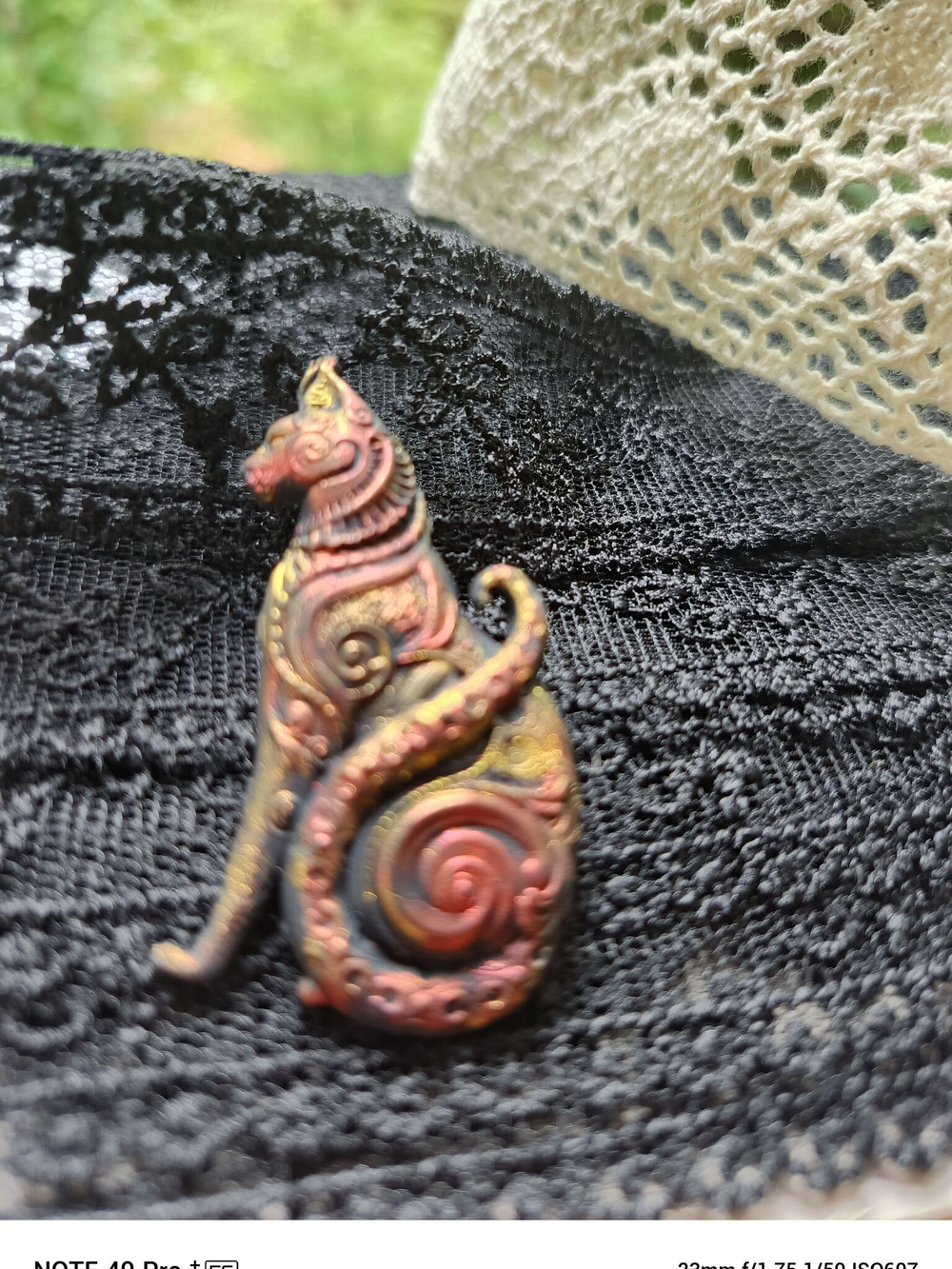 Брошь Спящий котенок черный авторская из полимерной глины ручной работы