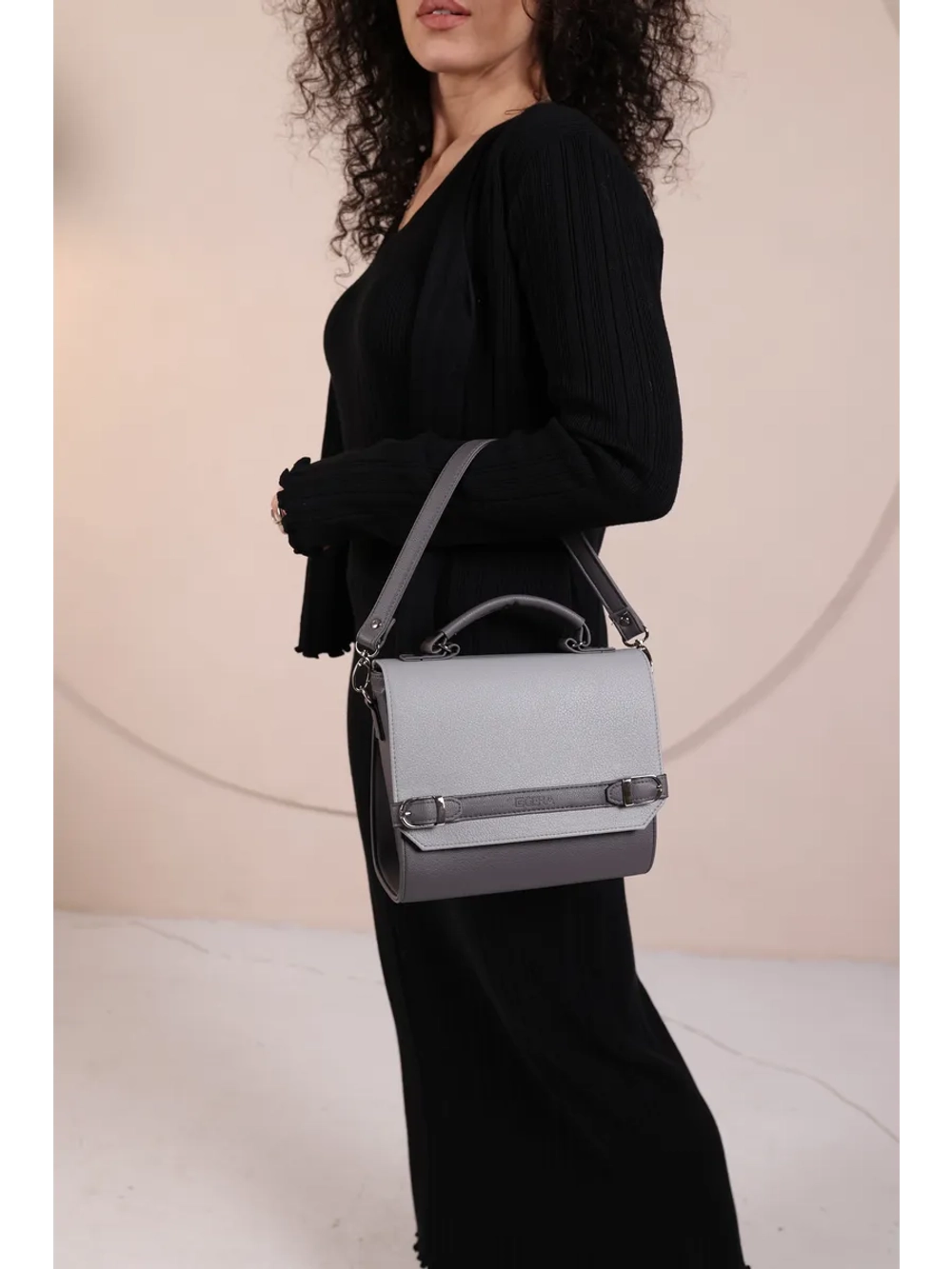 Сумка маленькая через плечо кросс-боди сэтчел